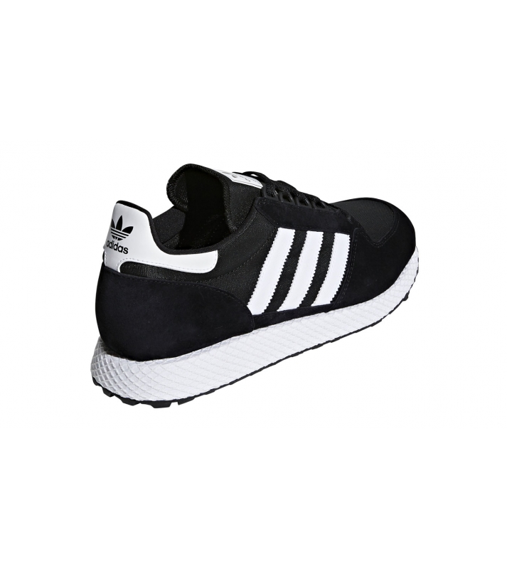 Adidas  Basket Forest Grove noir et blanche